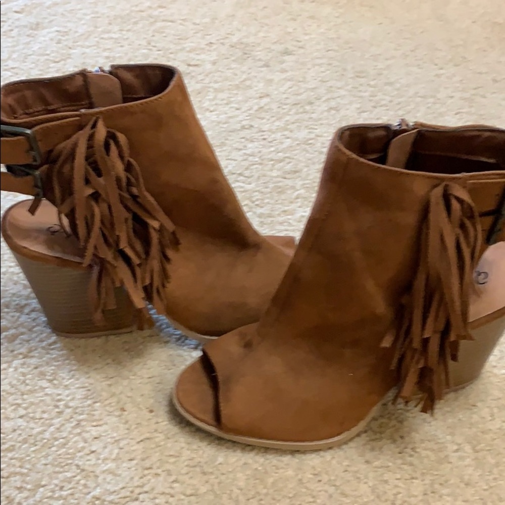 Brown booties - Picture 2 of 3